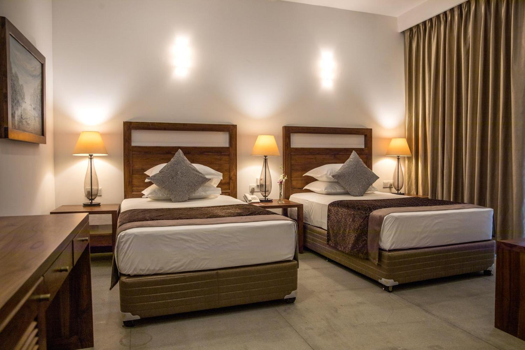 Hotel Earls Rajarata Anuradhapura Habitación foto